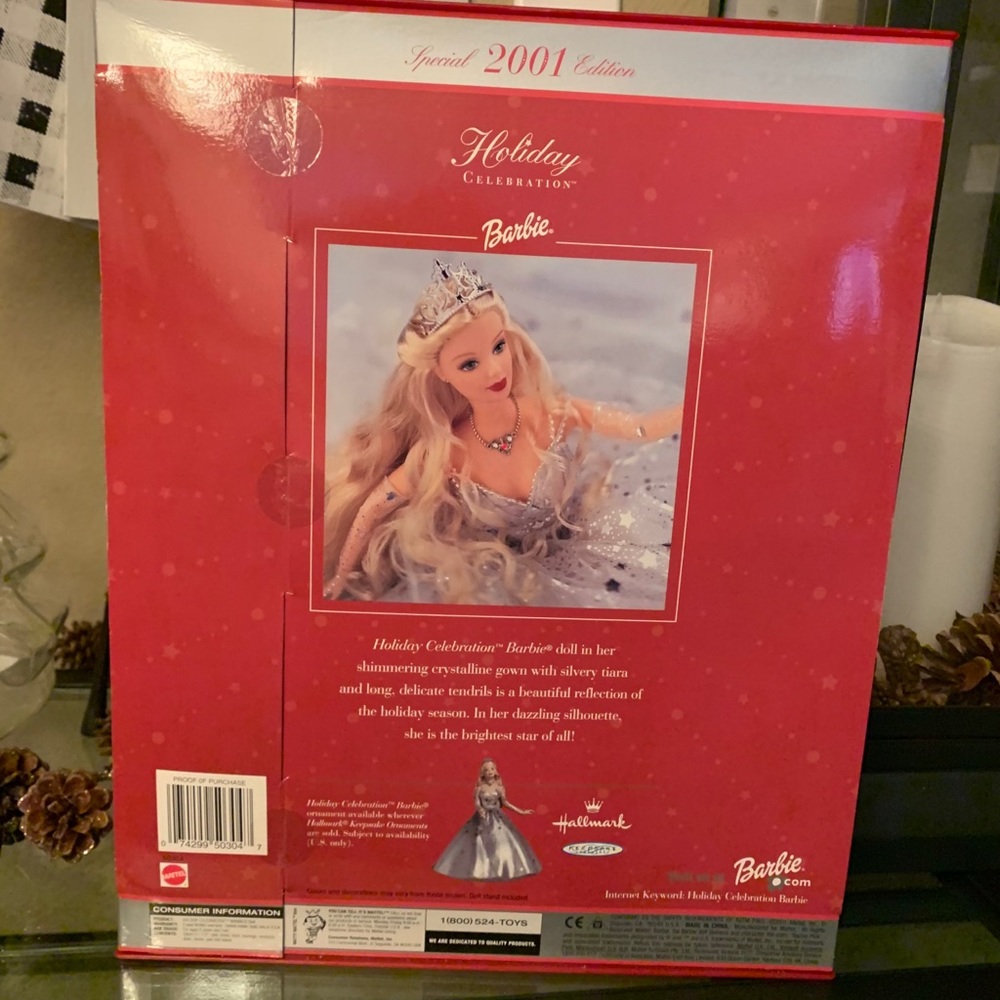 Barbie - Picture 2 of 2